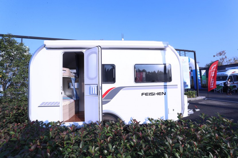 飞神9012小王子上路拖挂房车（详拍） WLH_6900