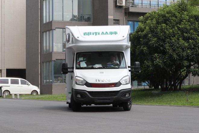 “都市丛林”霸气来袭，实拍测评2020款C型房车-馨途