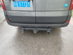 卫航 2021款V550 纵床