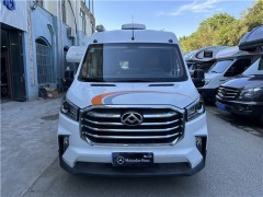 上汽大通 2022款V90长轴高顶B型房车