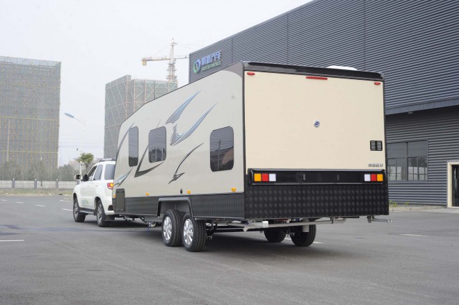 戴德隆翠C19拖挂式营地房车 17万元 _DSC8295