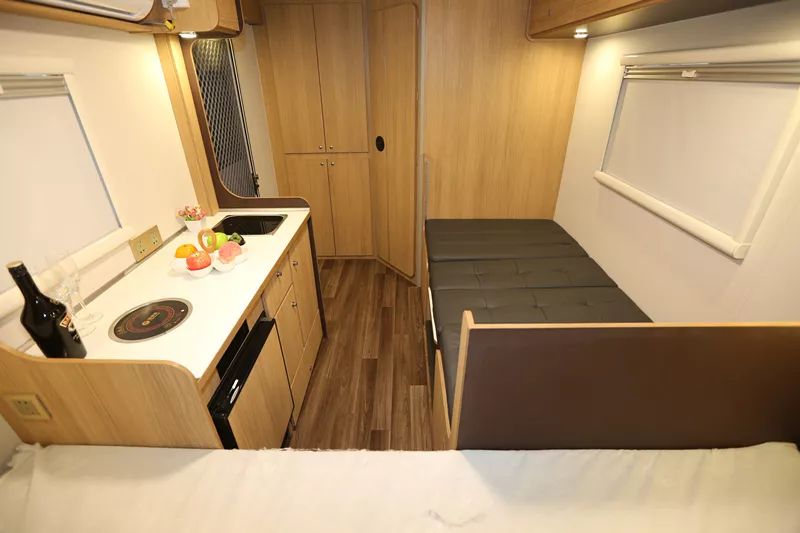 宇通拖挂房车上路啦，约吗?