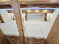 览众房车 2019款后拓展