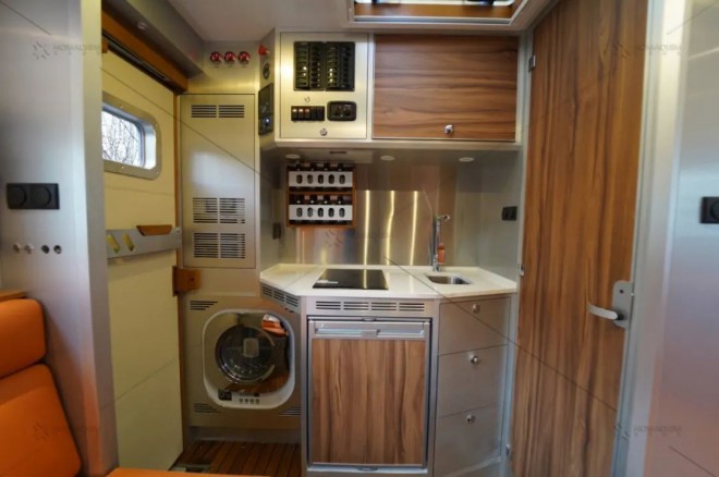 双排大空间，知心相伴---诺马迪森“撼路者”U4000双排（上）图片