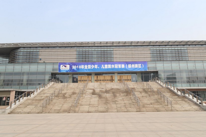 3.31郑州房车展场地河南省体育中心 WLH_3234