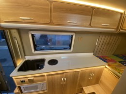 趣蜂房车 2019款4D30版