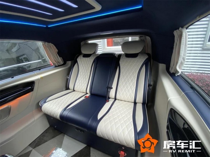 40多万包牌价！奔驰商务航空头等舱，超舒适享受，现车特价！18.jpg
