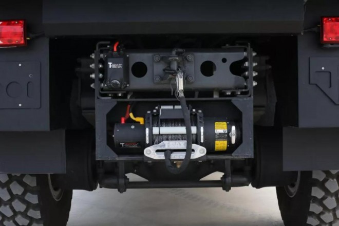 诺马迪森-“穿越者B”豪华越野房车——探寻未知，阔镜人生（一）834908dba4f74308a1dff9052fa7918b