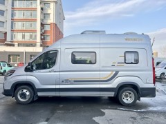 卫航房车 2021款V590 无中门