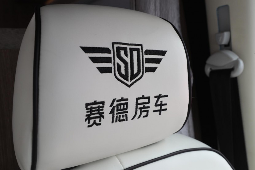 赛德房车国产依维柯C型房车 50.8万 WLH_1876