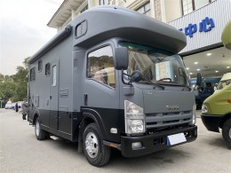 五十铃 21款700P C型房车