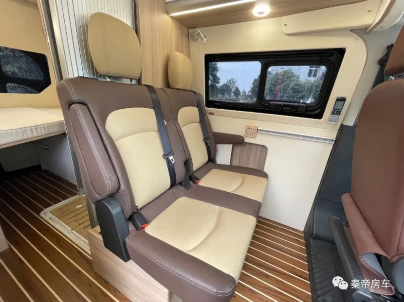 秦帝房车追电系列B型，小小空间，配置齐全！get?code=MDg3ODU1OGMxODg2MDM2YzhmMmJkZWUwN2Y2ZmQ2NGUsMTY2MzU4MTE3MjcyNA==