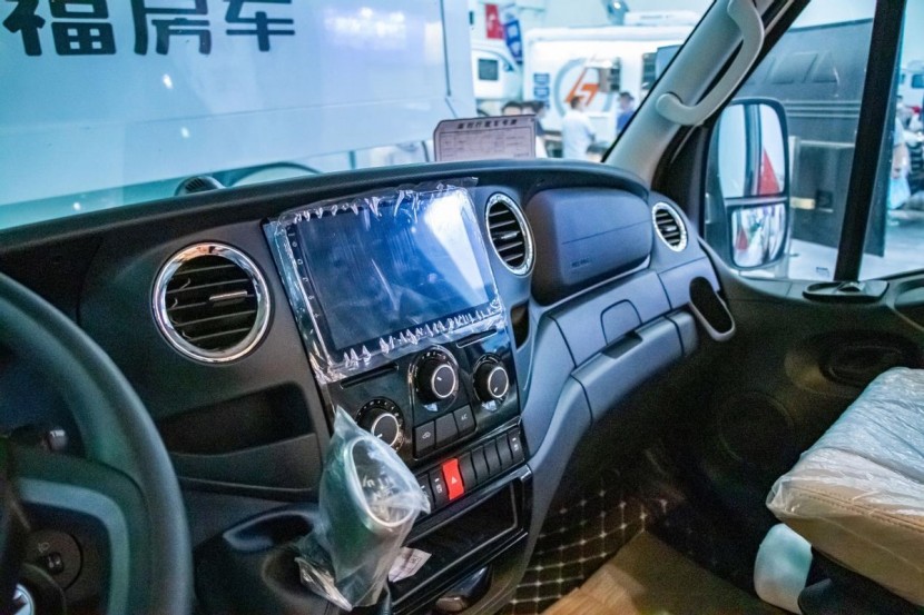 9月2日郑州房车展：览众房车来福大贵无拓豪华版，豪华配置，旅行盛宴！e3ff1bdac3bf4c69bb18b5e3814d9af9~tplv-obj