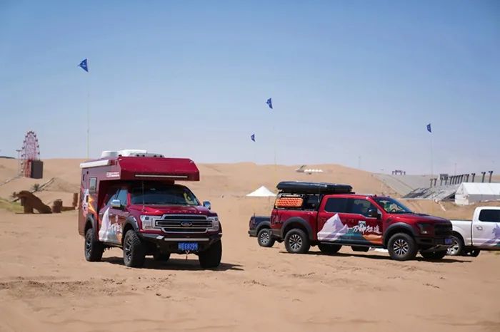 拥有一台福特F150LTD自由者越野房车是怎样的体验？图片