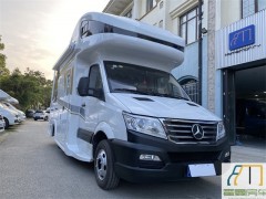 亚星 2021款亚星C型房车