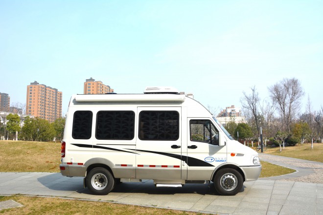 拓锐斯特依维柯B型经典版 35.8万起 DSC_0874