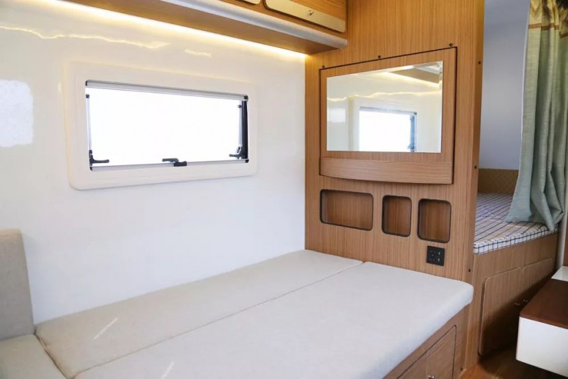 新飞拖挂房车实用至上，全新升级！