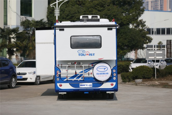 拓锐斯特依维柯C型畅游版TIC-620 55.8万起 2E1A4895