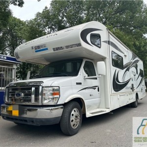 福客特房车 14款福特E450 辉鹰限量版房车