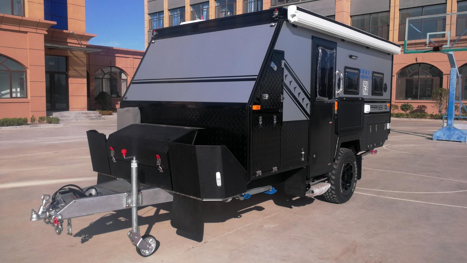 【原始大图】康派斯 越野拖挂 cs26 后拓展 6米白色图片欣赏-房车旅游