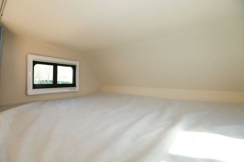 宇通依维柯欧胜C530舒适版房车