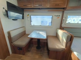 巨威房车 2020款460大床版