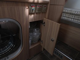 WLH_2100