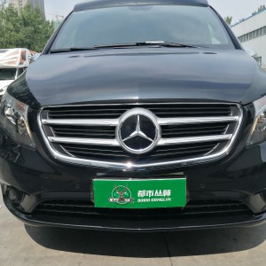 都市丛林奔驰威霆商务房车