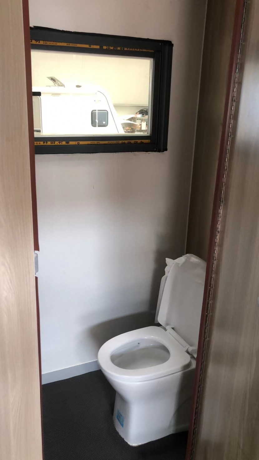 阿科米房车拖挂式G4C，灵活多变，彰显房与车融合！get?code=M2JjNThmMjdiYTQyZmM2NjMxM2ZiYTk5ZDQ5MjdkZjMsMTY2MzIzNTk4OTIzNQ==