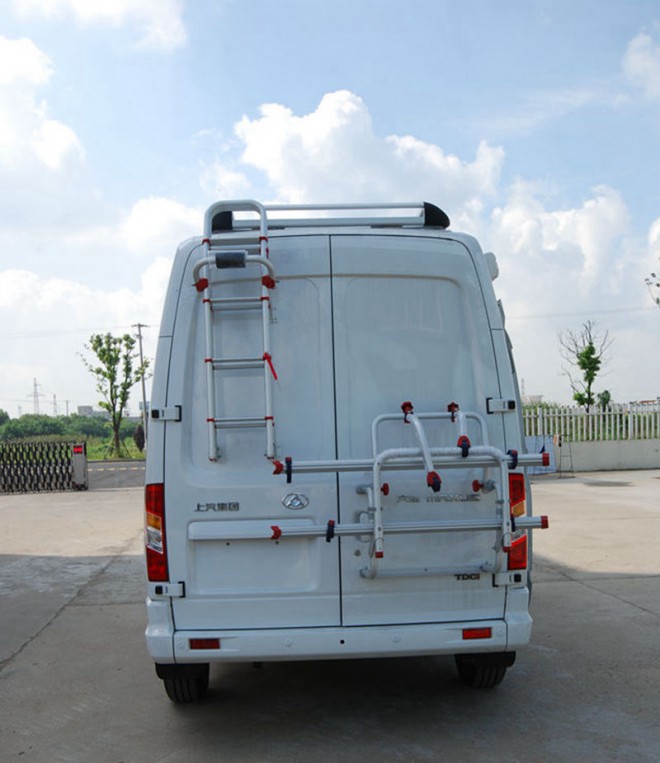 新星房车通途系列B600-家庭版 36.8万元 4-正后方