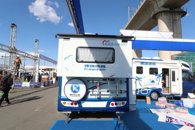 弗瑞德姆2019款全新国产依维柯自动挡T型房车 锐畅版TIC-611X 54.8万元 WLH_8049