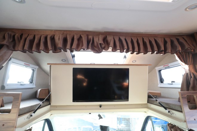 拓锐斯特欧霸版TIC——621  59.8万元 WLH_8510