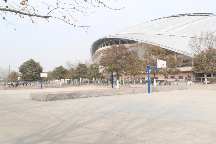 3.31郑州房车展场地河南省体育中心 WLH_3347