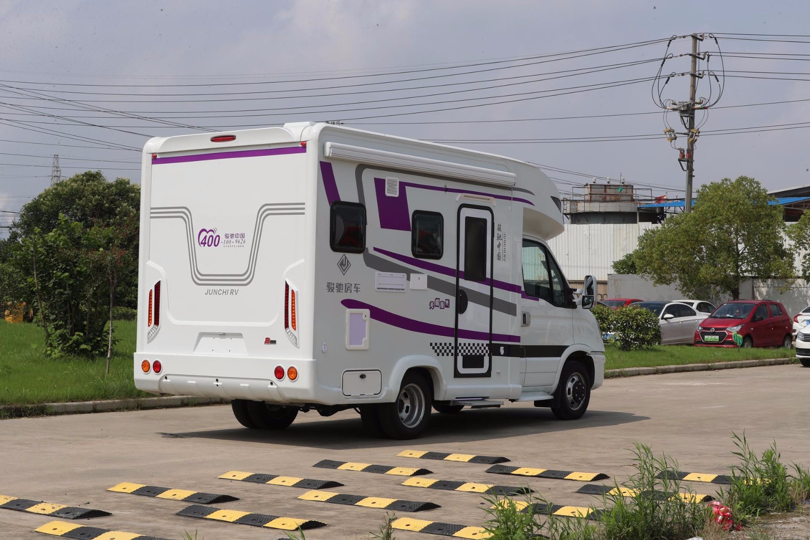 骏驰 新Daily（欧胜） “天蝎座”T型车身外观