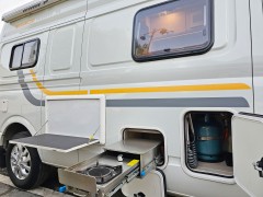 卫航房车 2021款V570 无中门