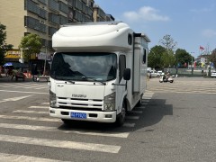 卫航房车 700P