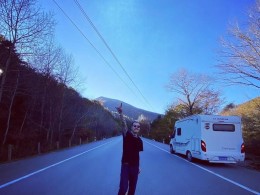  阿迪雅 寻路者房车