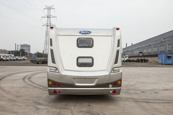 亚特房车 途家430拖挂房车 16.98万元 正后