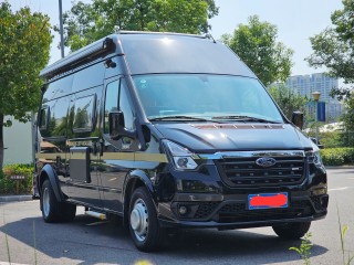 卫航房车 2022款黑斑马
