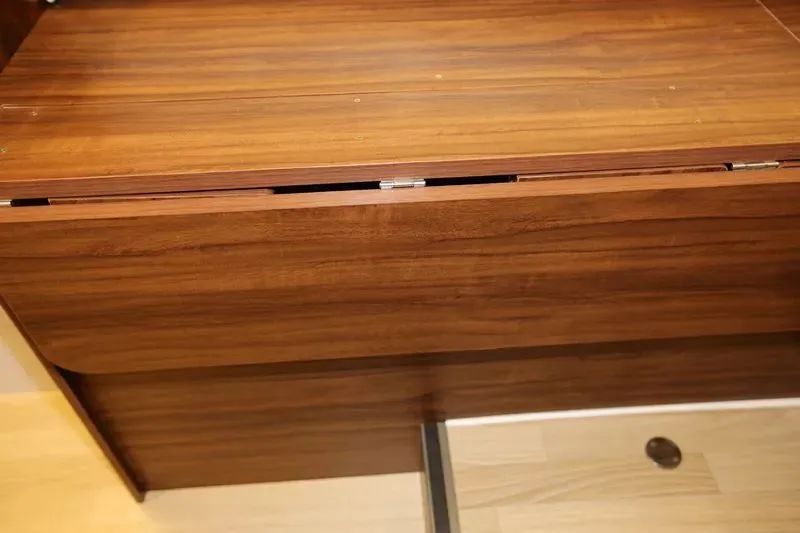 宇通依维柯欧胜C533豪华版单拓展房车