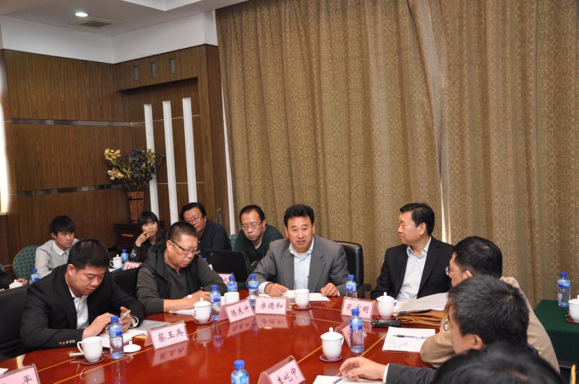 《中国房车行业标准起草和房车安全技术专题会议》在山东烟台召开 DSC_0125