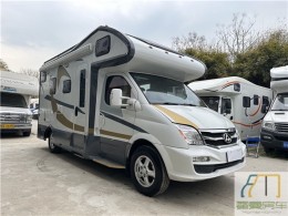 上汽大通 2019款上汽大通RV80C型旅居房车