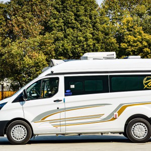 拓锐斯特 福特全顺V362    B型房车