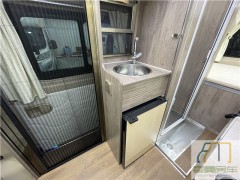 东风御风 23款B型房车