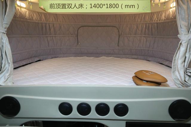 【4•12洛阳房车展】华北汇房车携旗下最畅销的阿科米拖挂房车及可下地库的皮卡升顶房车亮相展会能下地库的自动挡越野房车&mdash;齐星D-Max6座皮卡