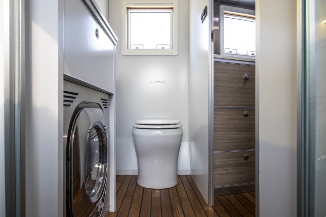 诺马迪森穿越者B洛阳德野高端越野房车德国奔驰4X4这是描述信息