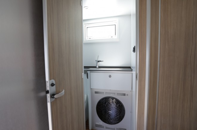 有容乃大——诺马迪森“穿越者E”豪华越野房车