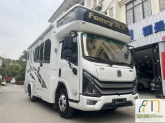吉利 2021款吉利法美瑞头号玩家新能源房车