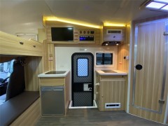 五十铃 21款700P C型房车