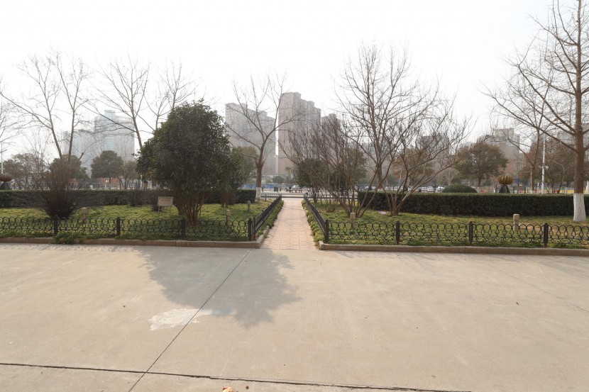 3.31郑州房车展场地河南省体育中心 WLH_3481